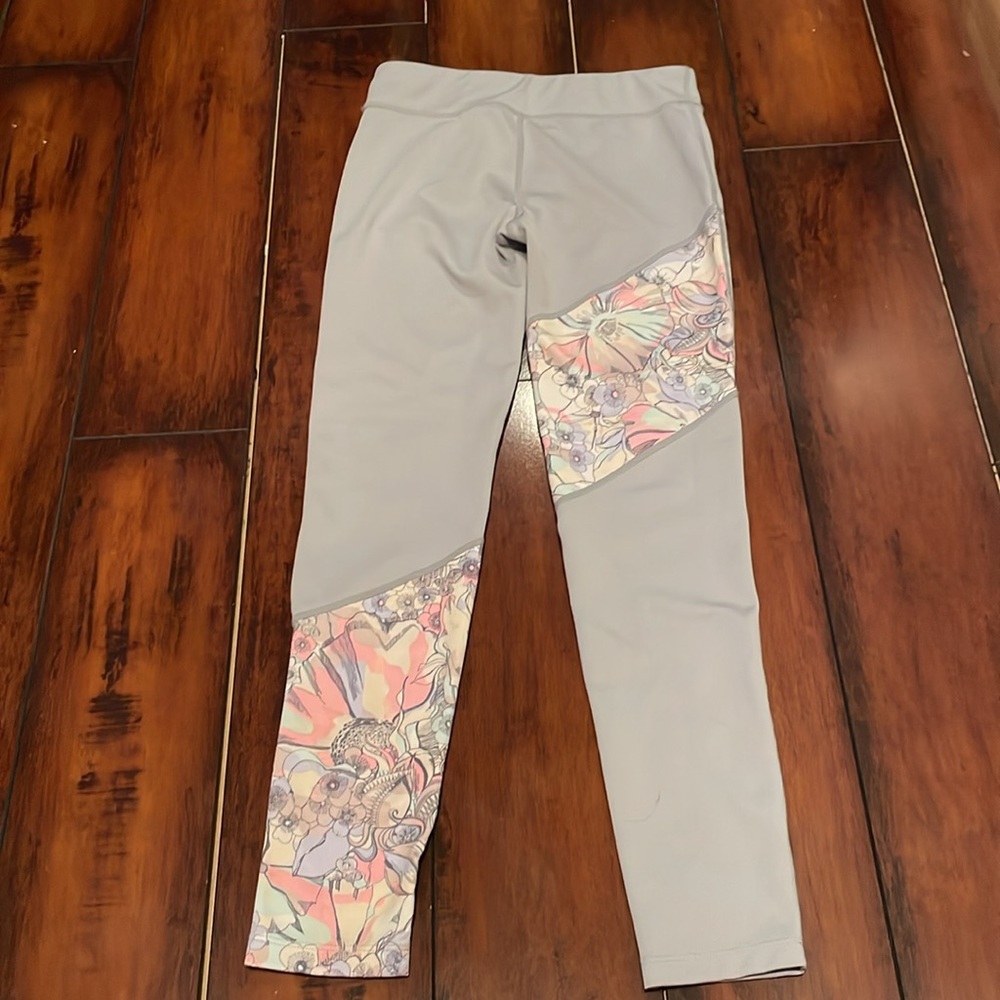 Nike flower leggings!